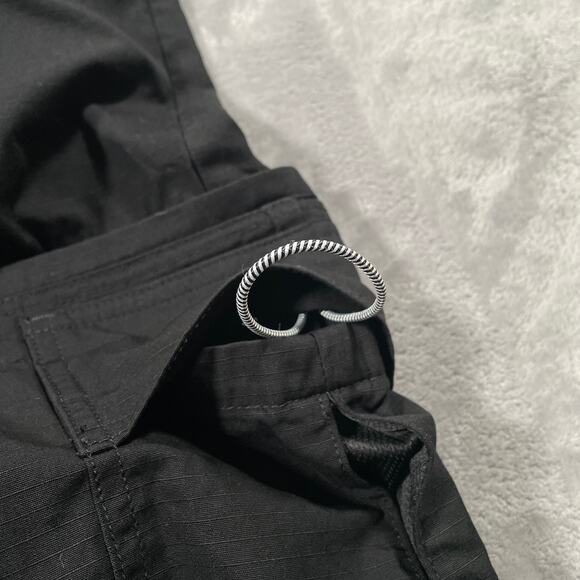 Volcom Shorts 34 Black Grand Fang Cargo Loose Fit Surf Skate Casual New - Picture 8 of 12